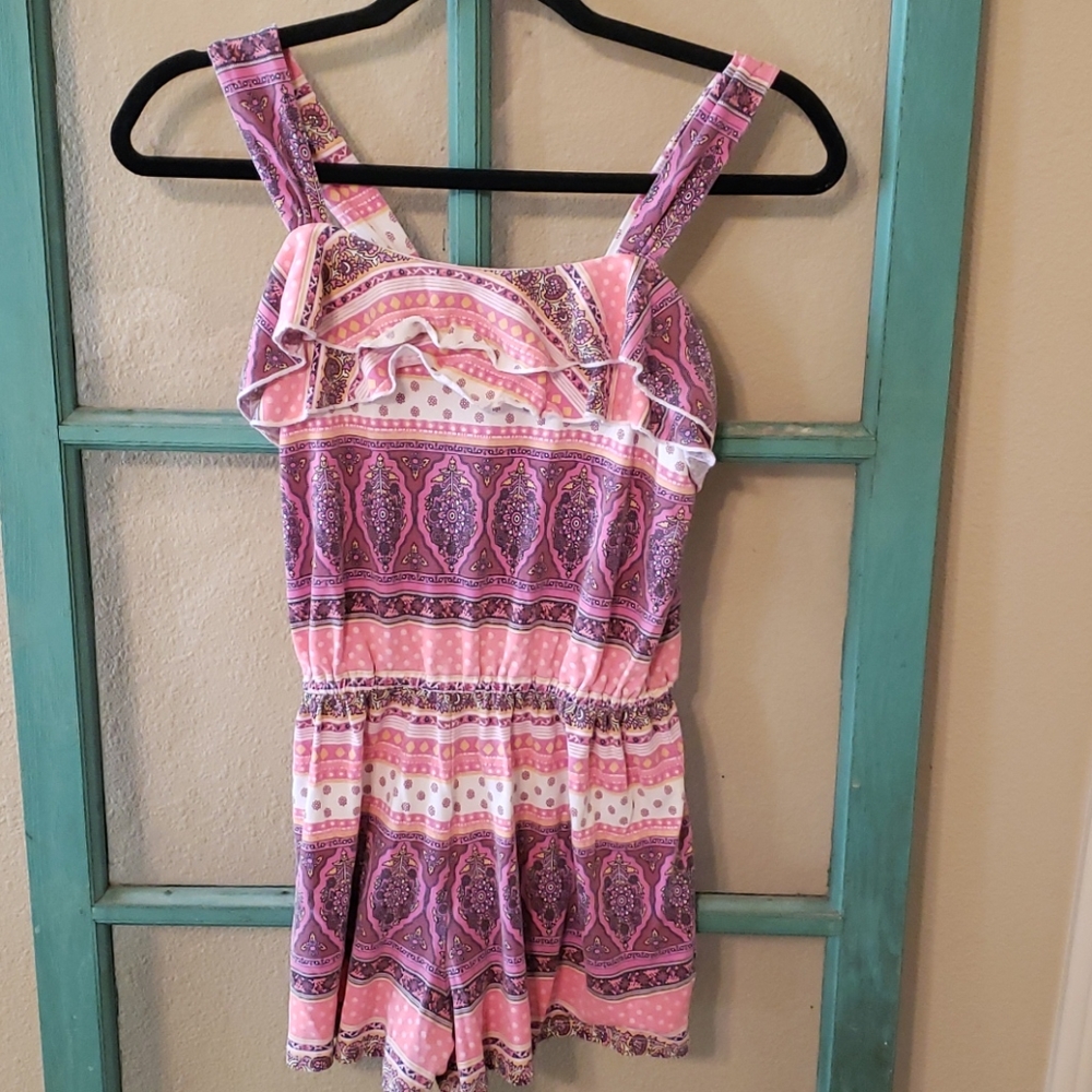 Mudd super cute pink romper size L 14 soft ruffles